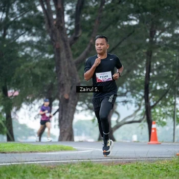 Runner Photo 8457954