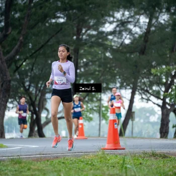 Runner Photo 8458000
