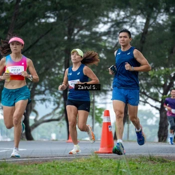 Runner Photo 8458014