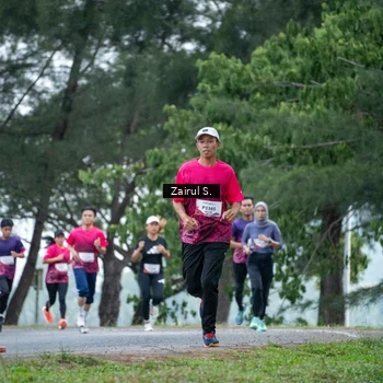 Runner Photo 8458082