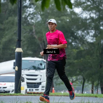 Runner Photo 8458091
