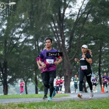 Runner Photo 8458101