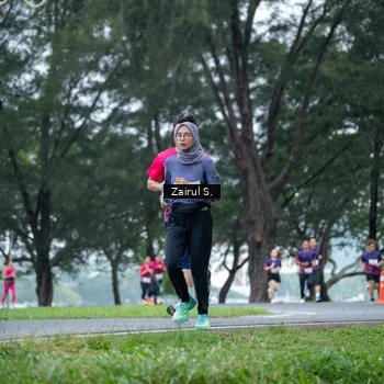 Runner Photo 8458107