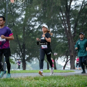 Runner Photo 8458108