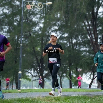 Runner Photo 8458114