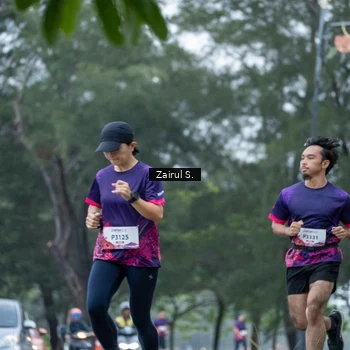 Runner Photo 8458154
