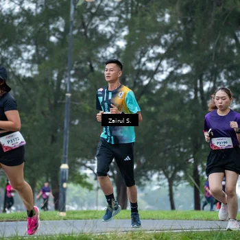 Runner Photo 8458182