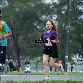 Runner Photo 8458194
