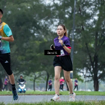 Runner Photo 8458264
