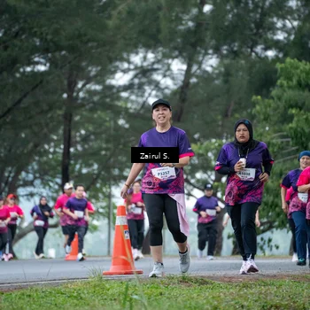 Runner Photo 8458281