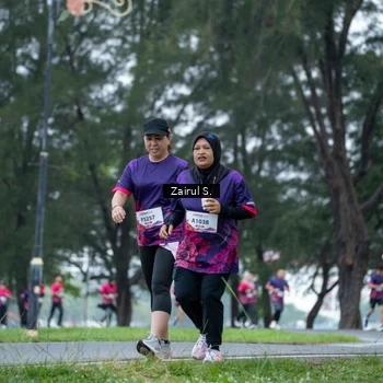 Runner Photo 8458308