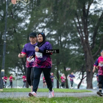 Runner Photo 8458309