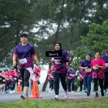 Runner Photo 8458311