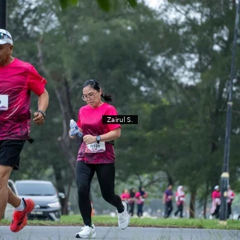 Runner Photo 8458368