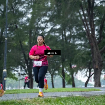 Runner Photo 8458381
