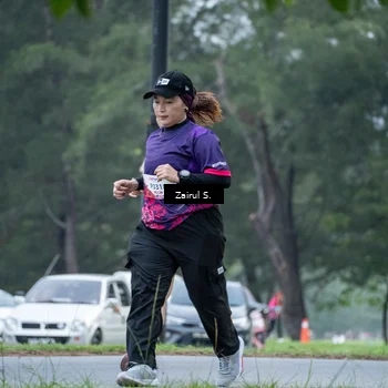 Runner Photo 8458395