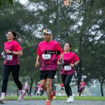 Runner Photo 8458459