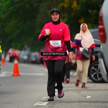 Runner Photo 8458498