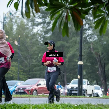 Runner Photo 8458518