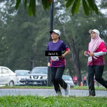 Runner Photo 8458592