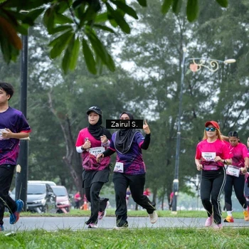 Runner Photo 8458651