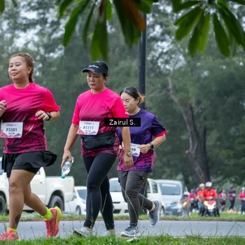 Runner Photo 8458693
