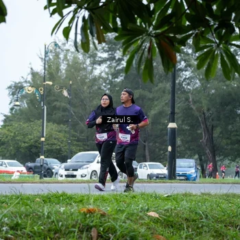 Runner Photo 8458777