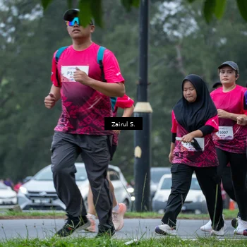 Runner Photo 8458812