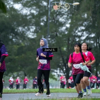 Runner Photo 8458863