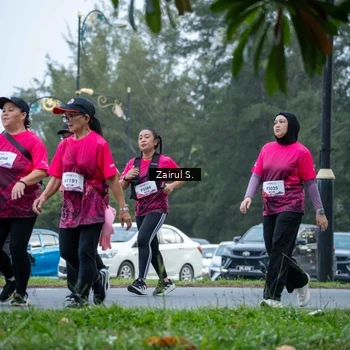 Runner Photo 8458882