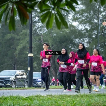 Runner Photo 8458904