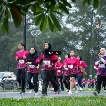 Runner Photo 8458905