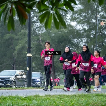 Runner Photo 8458908