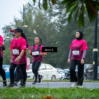 Runner Photo 8458909