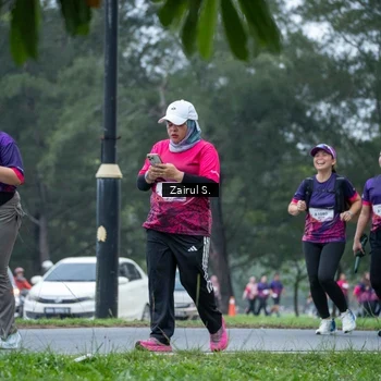 Runner Photo 8458959
