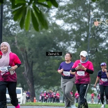 Runner Photo 8458963