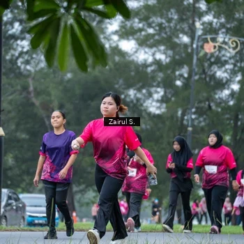 Runner Photo 8458994