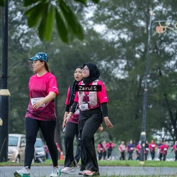 Runner Photo 8459002