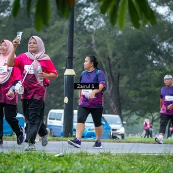Runner Photo 8459019