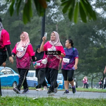 Runner Photo 8459020