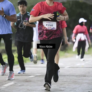 Runner Photo 8459181