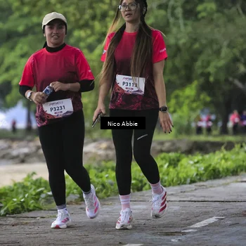 Runner Photo 8459302