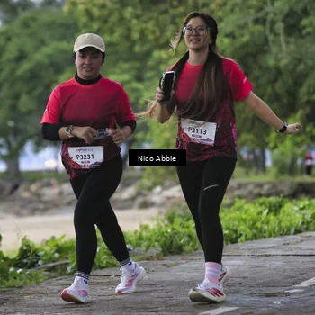 Runner Photo 8459335