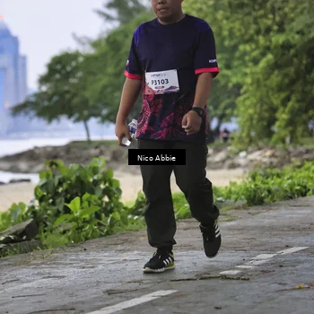 Runner Photo 8459340