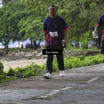 Runner Photo 8459343