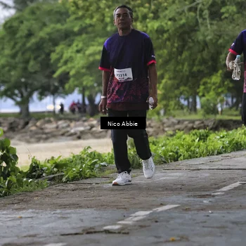 Runner Photo 8459346