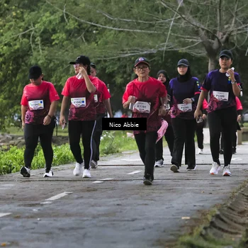 Runner Photo 8459363