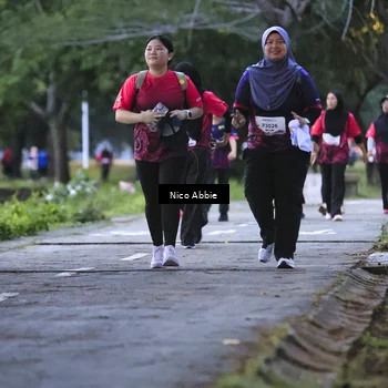 Runner Photo 8459578