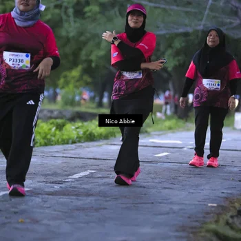 Runner Photo 8459624
