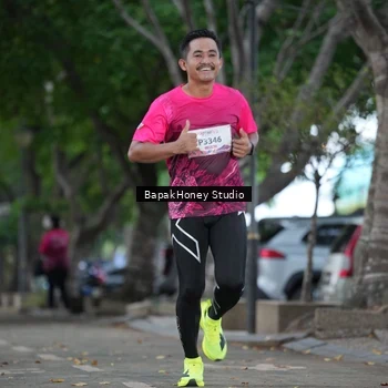 Runner Photo 8460166